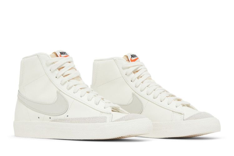 wmns-blazer-mid-77-vintage-sail-light-bone-cz1055-120_07