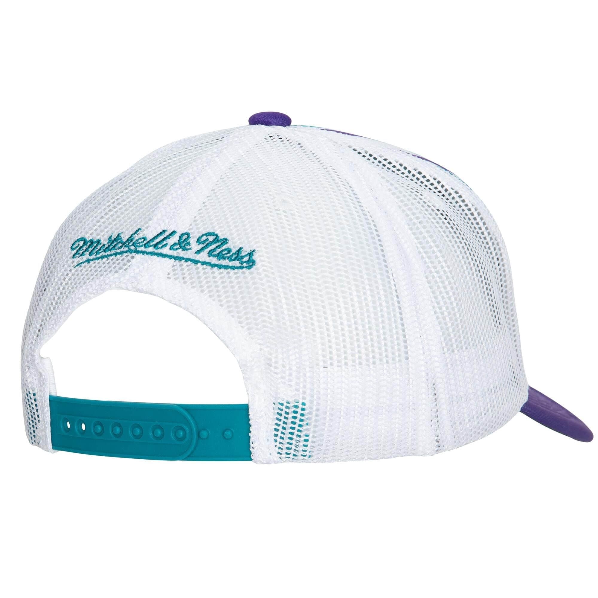 Mitchell-Ness-Retro-Trucker-Snapback-HWC-Charlotte-Hornets-Hat-1
