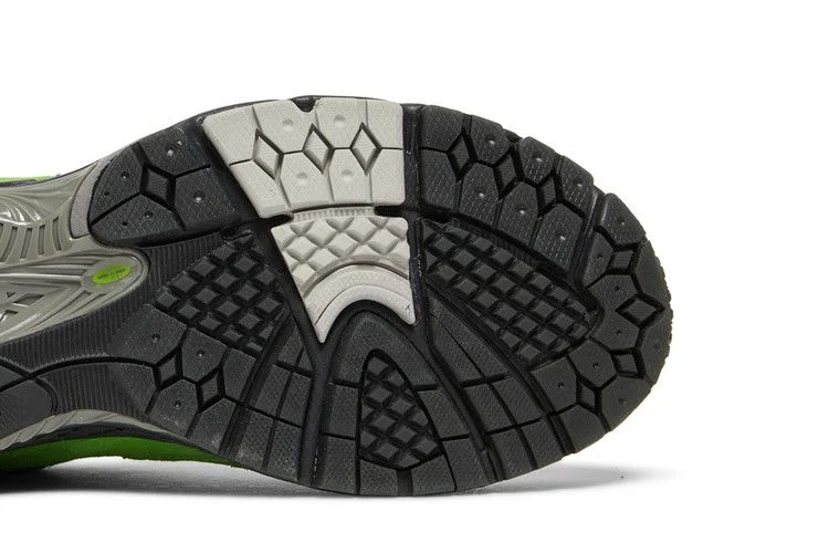 Krossovki-New-Balance-2002R-Good-Vibes-Pack-Green-Apple-4