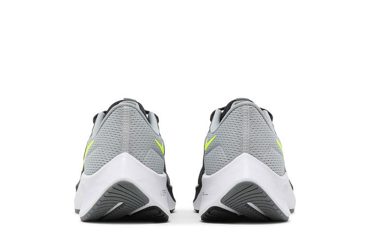 air-zoom-pegasus-38-gs-dark-smoke-grey-volt-cz4178-005_05