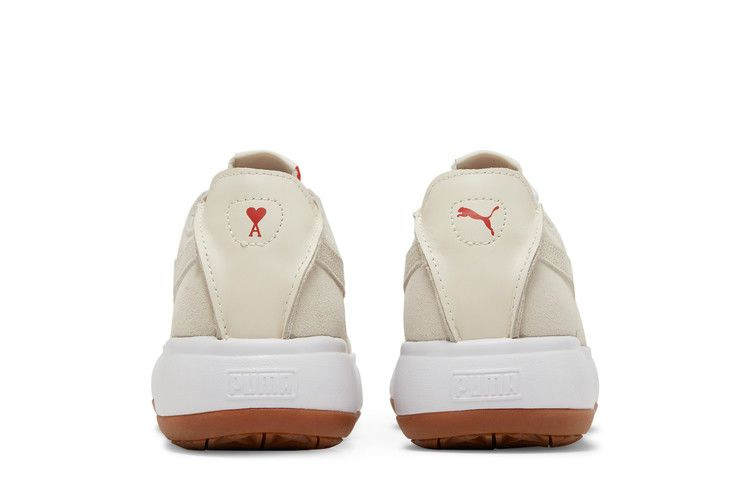 ami-x-wmns-suede-mayu-deconstruct-pristine-384147-01_05