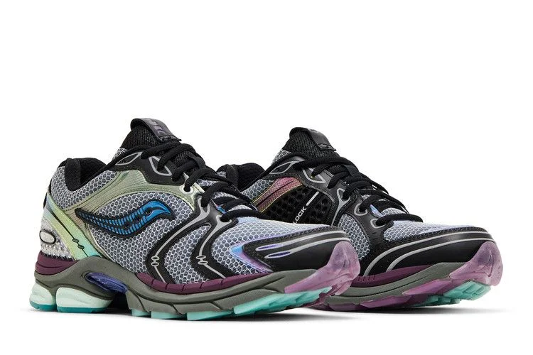 Krossovki-Saucony-ProGrid-Triumph-4-Winter-Solstice-Pack-7