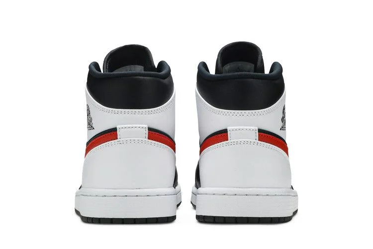 Кроссовки Air Jordan 1 Mid 'Chile Red'