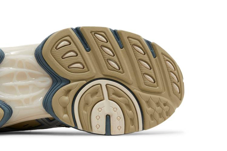 Кроссовки ASICS Gel Nimbus 9 'Oatmeal Ironclad'
