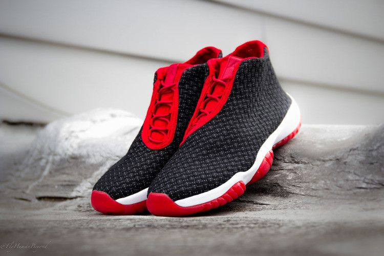 air-jordan-future-premium-652141-601_02