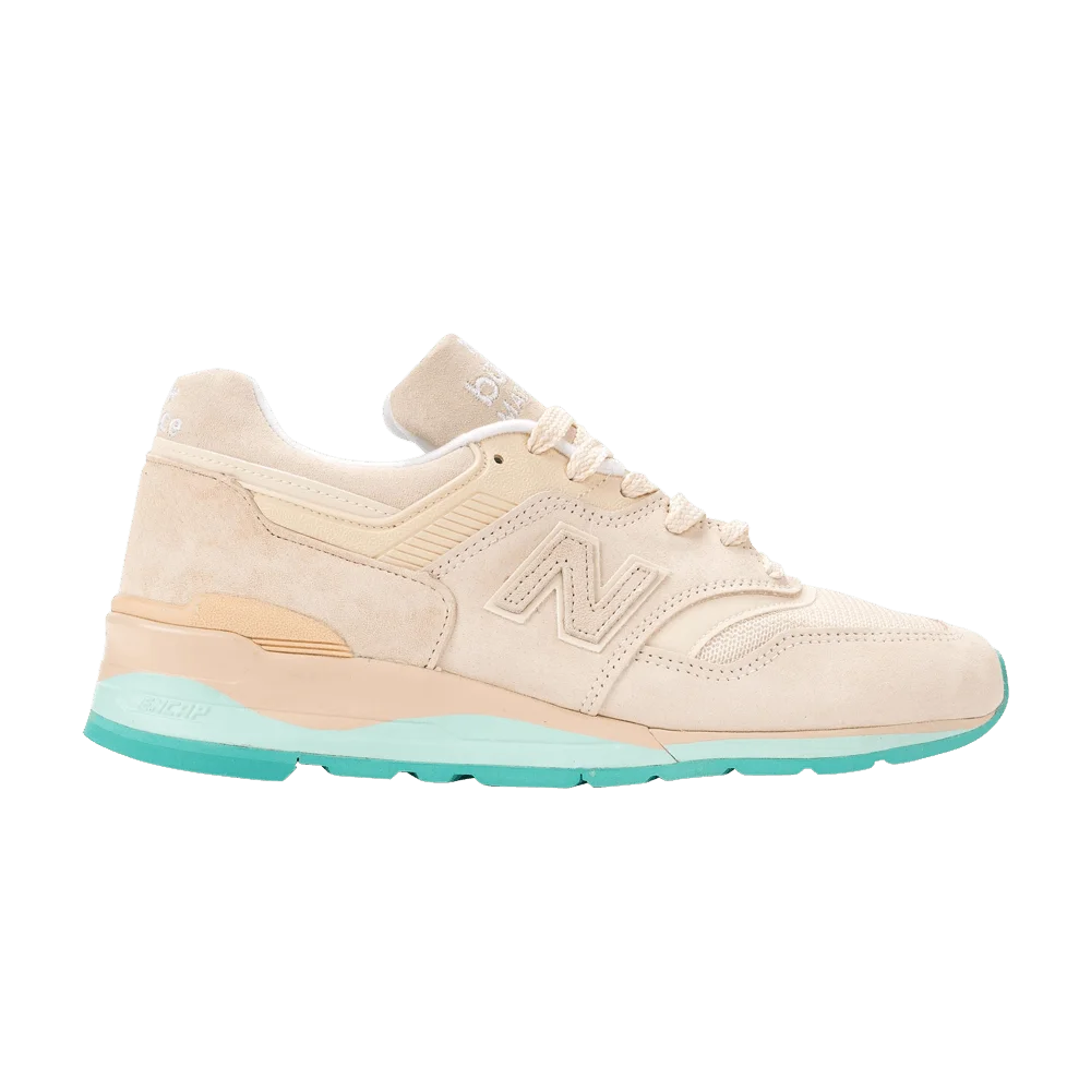 Krossovki-New-Balance-997-Beige-Teal