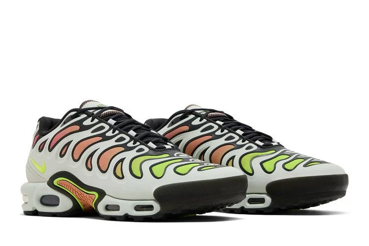 Krossovki-Nike-Air-Max-Plus-Drift-Light-Silver-Volt-7