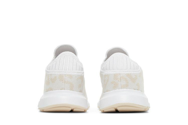 wmns-swift-run-x-leopard-halo-ivory-h01907_05