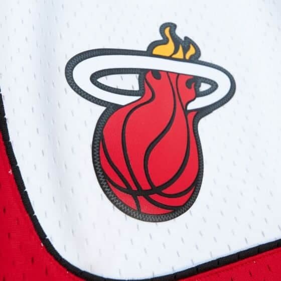 Спортивные шорты Mitchell & Ness Miami Heat 2005-06 Hardwood Classics Throwback Swingman NBA Shorts