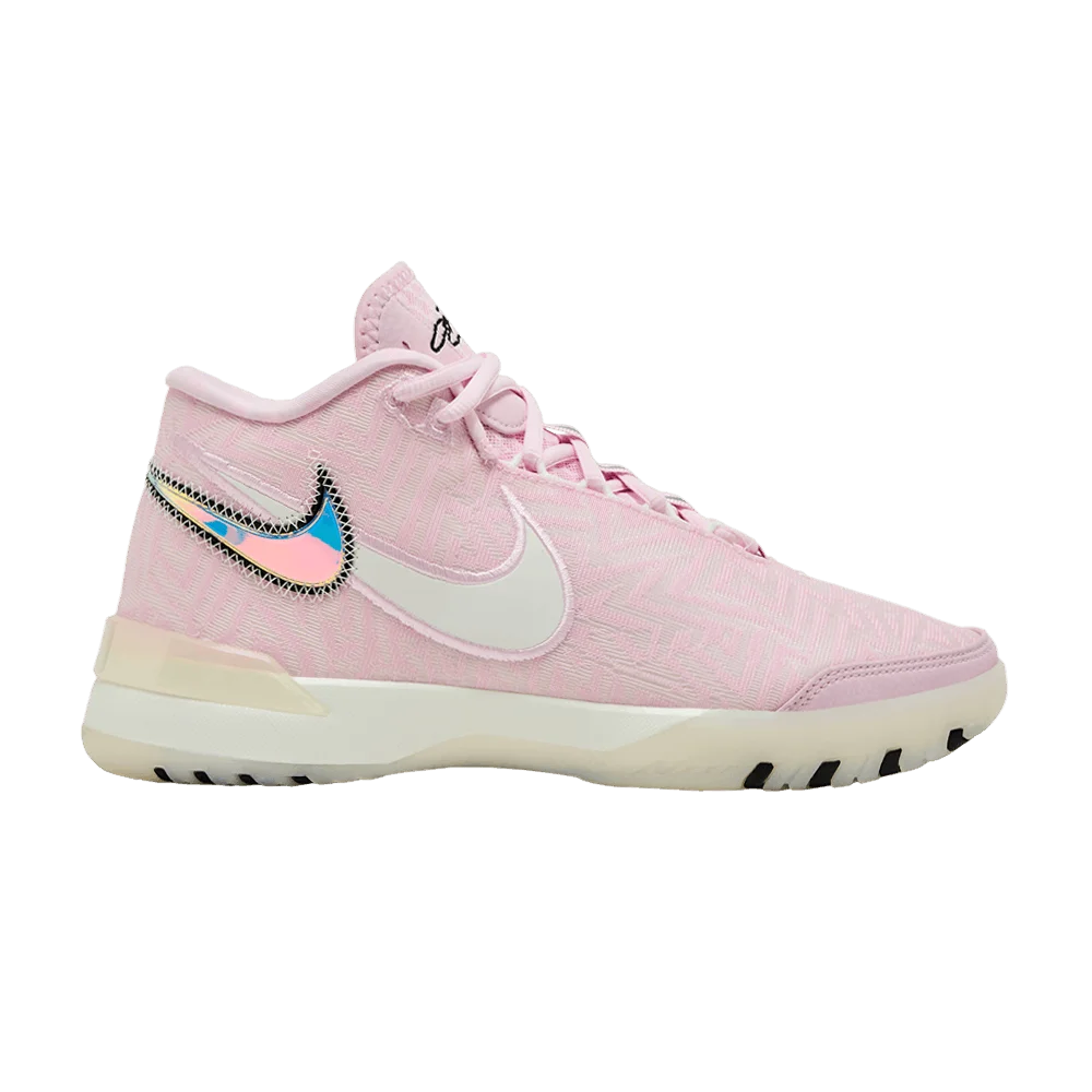 Krossovki-Nike-Zoom-LeBron-NXXT-Genisus-Iridescent-Pink