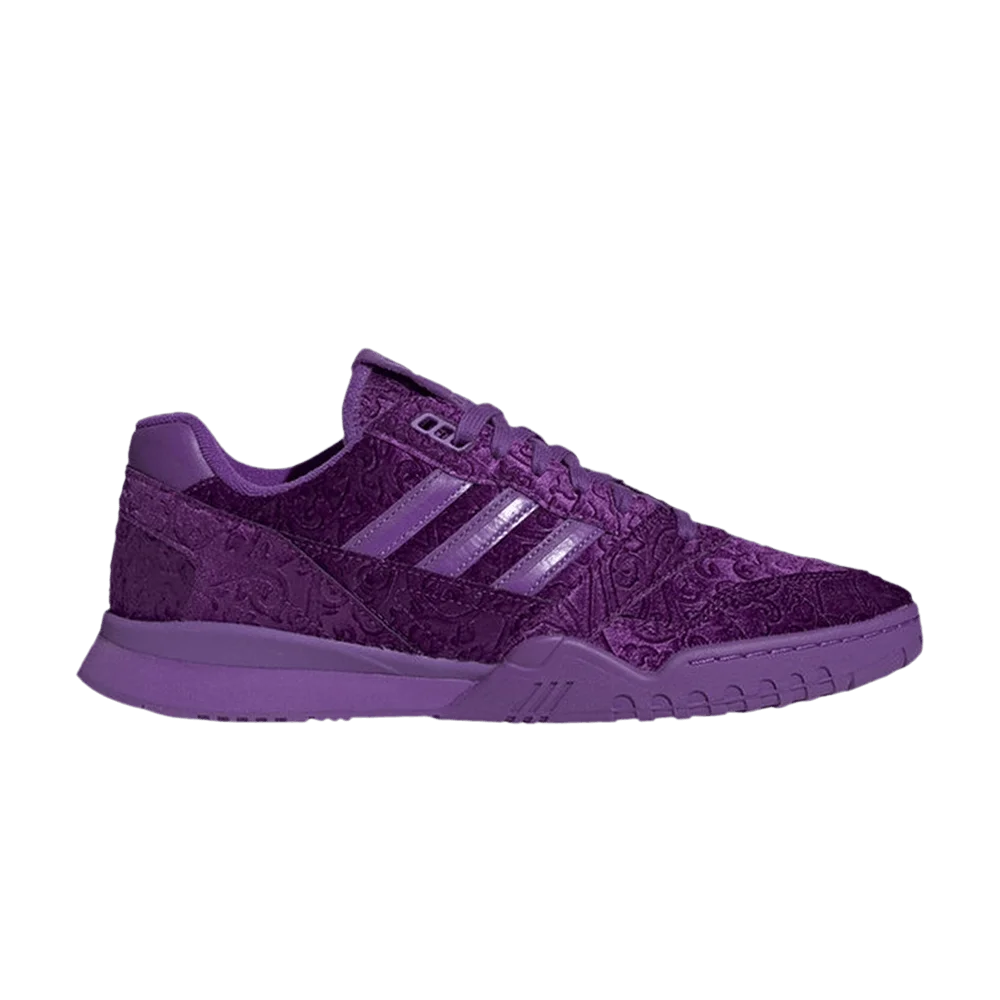 Krossovki-Adidas-AR-Trainer-Active-Purple