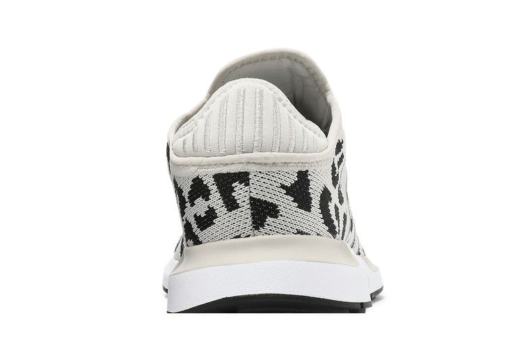 wmns-swift-run-x-leopard-black-h01906_06
