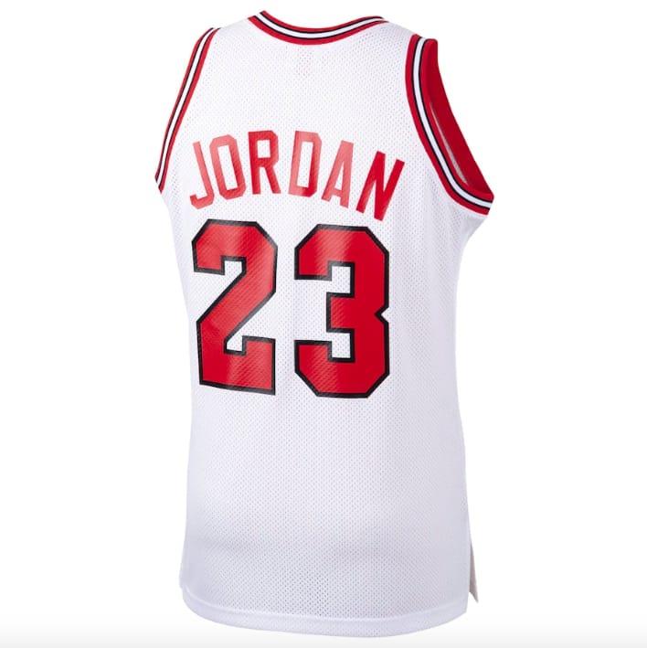 Баскетбольная джерси 1984-85 Chicago Bulls #23 Michael Jordan Mitchell & Ness Rookie Authentic White Jersey