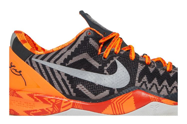 kobe-8-system-bhm-black-history-month-583112-001_01