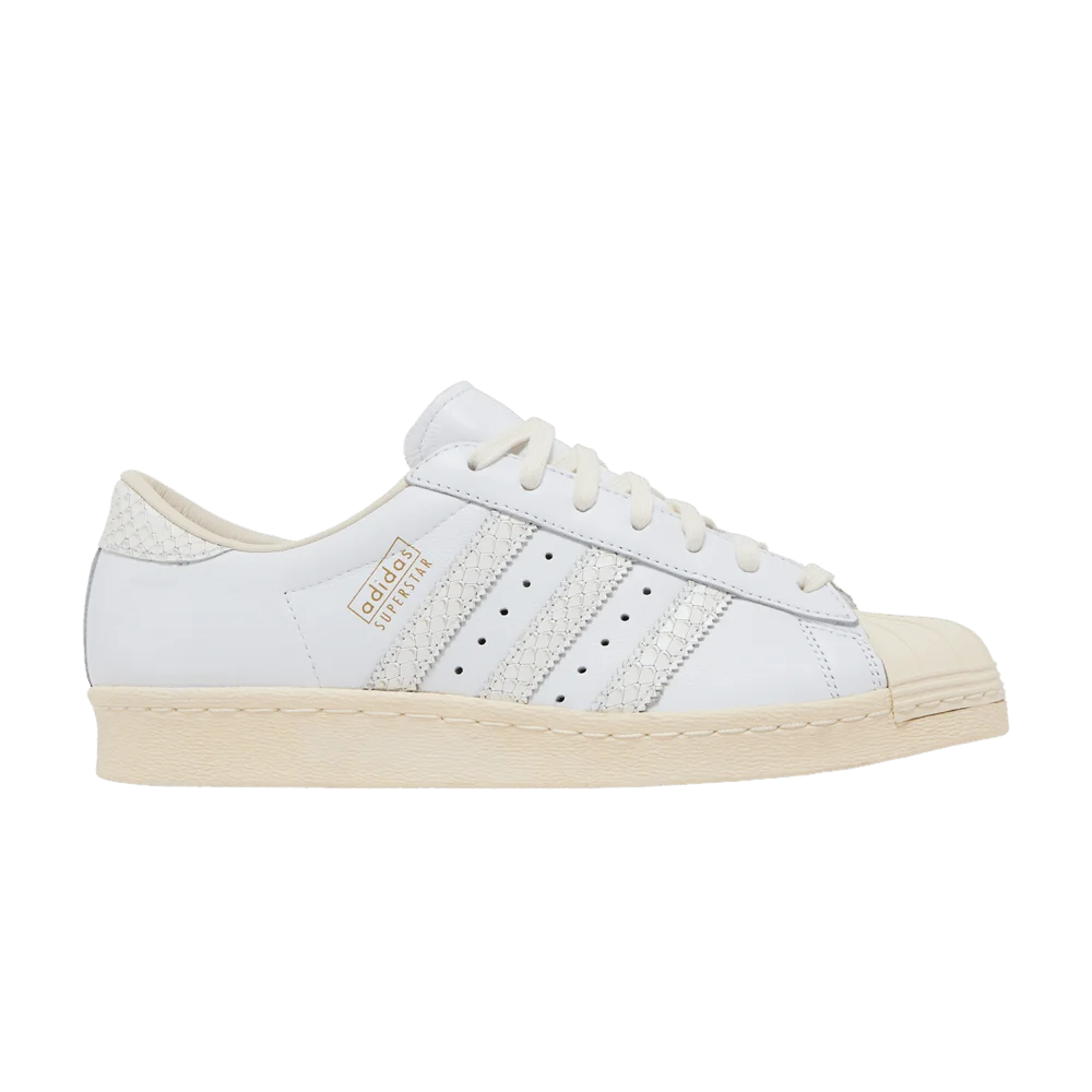 Krossovki-Undefeated-x-adidas-Superstar-80