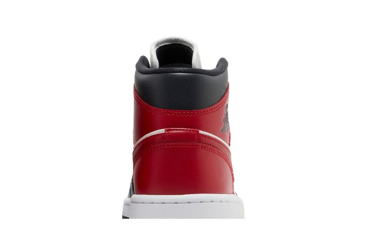 Кроссовки Wmns Air Jordan 1 Mid 'Black Toe'