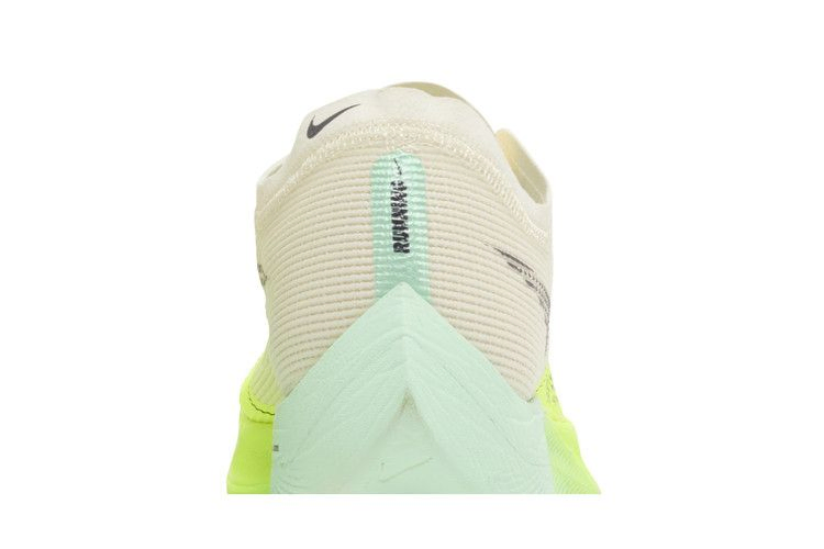 Кроссовки Nike Wmns ZoomX Vaporfly NEXT% 2 'Coconut Milk Ghost Green'