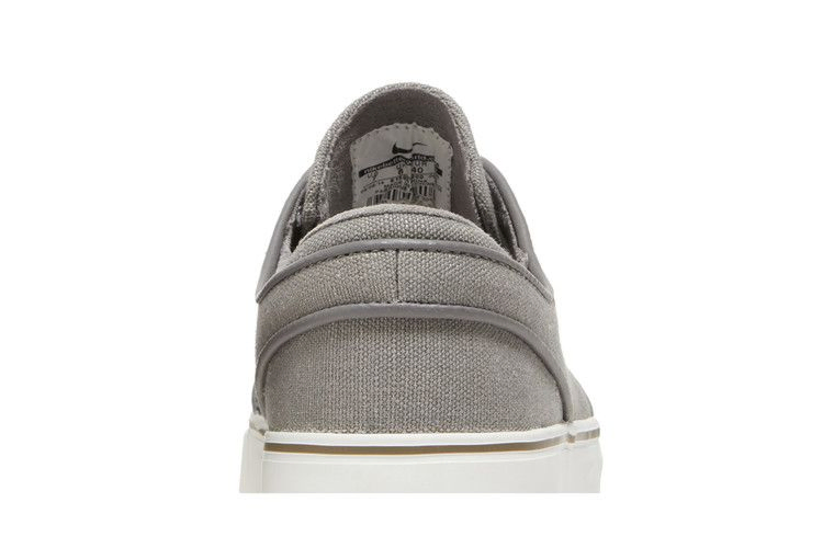 Кроссовки Nike Zoom Stefan Janoski Cnvs