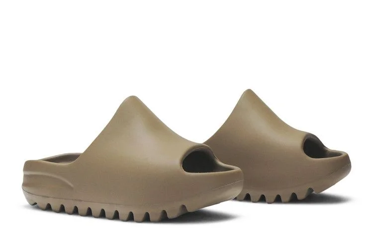Krossovki-adidas-Yeezy-Slides-Kids-Earth-Brown-7