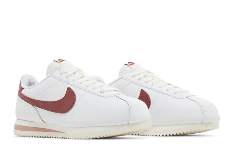 wmns-cortez-white-red-stardust-dn1791-103_07