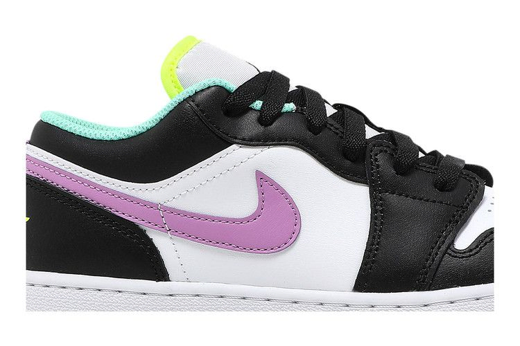 Кроссовки Air Jordan 1 Low GS 'White Violet Shock'