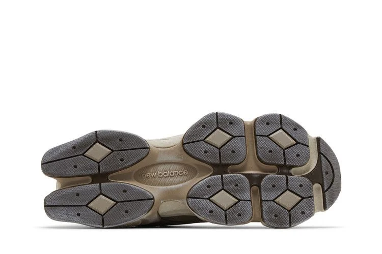 Кроссовки New Balance 9060 'Mushroom'