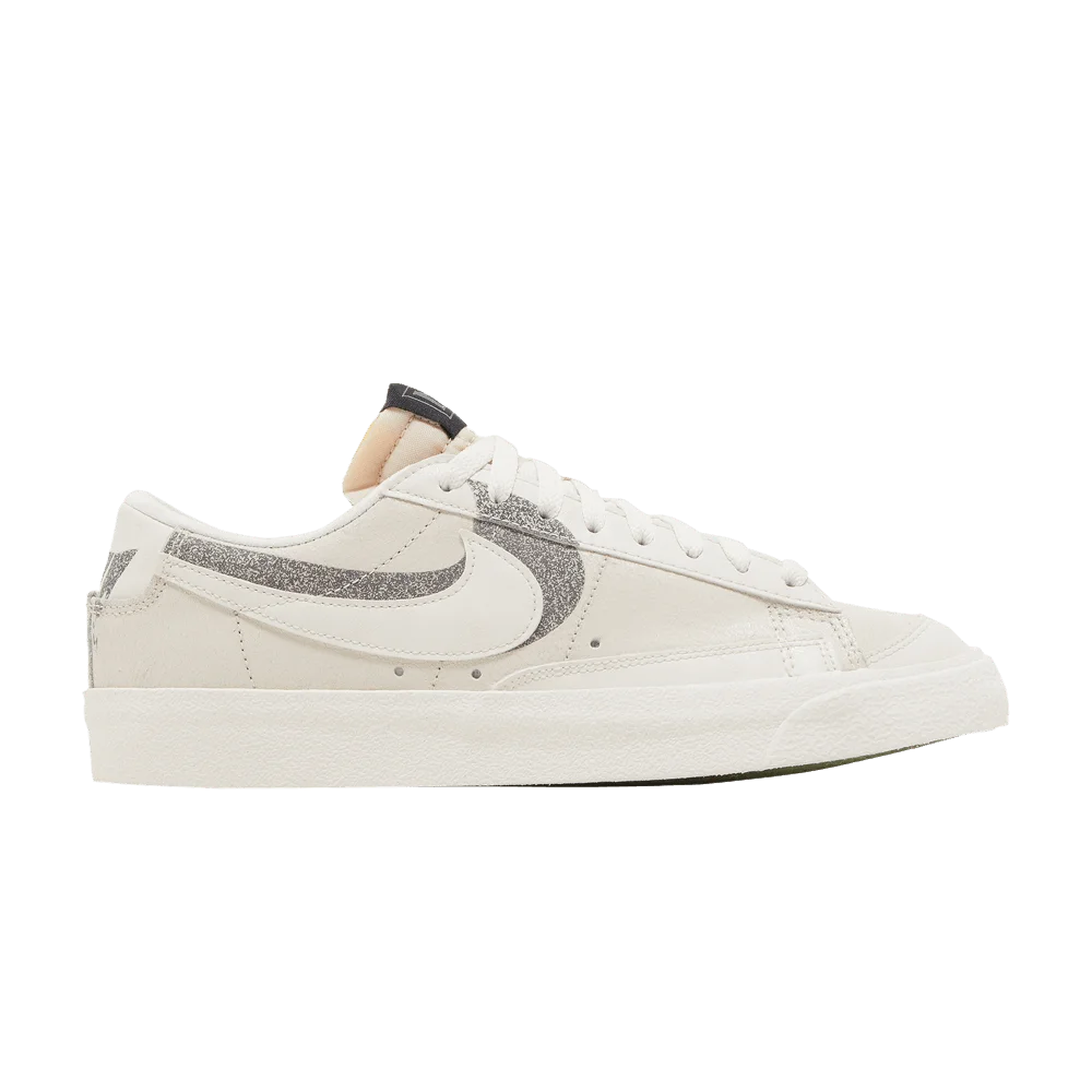 Krossovki-Nike-Blazer-Low-77-Premium-Halloween