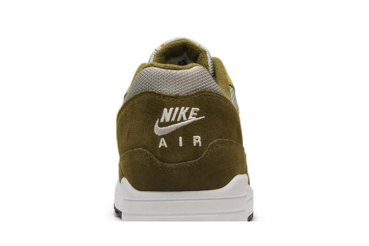 Кроссовки Nike Air Max 1 Premium Retro 'Green Curry'