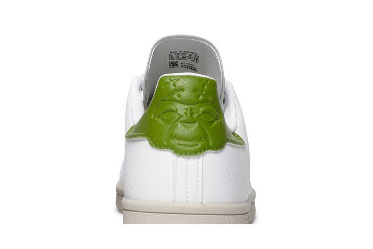 Кроссовки Star Wars x adidas Stan Smith 'Yoda'