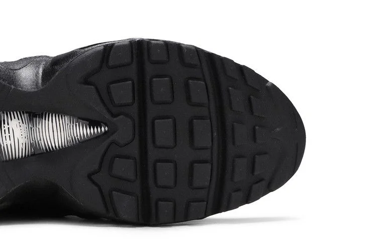 Кроссовки Nike Air Max 95 Recraft GS 'Triple Black'