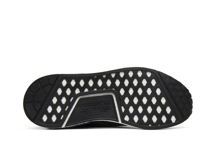 white-mountaineering-x-nmd_cs1-s80529_03