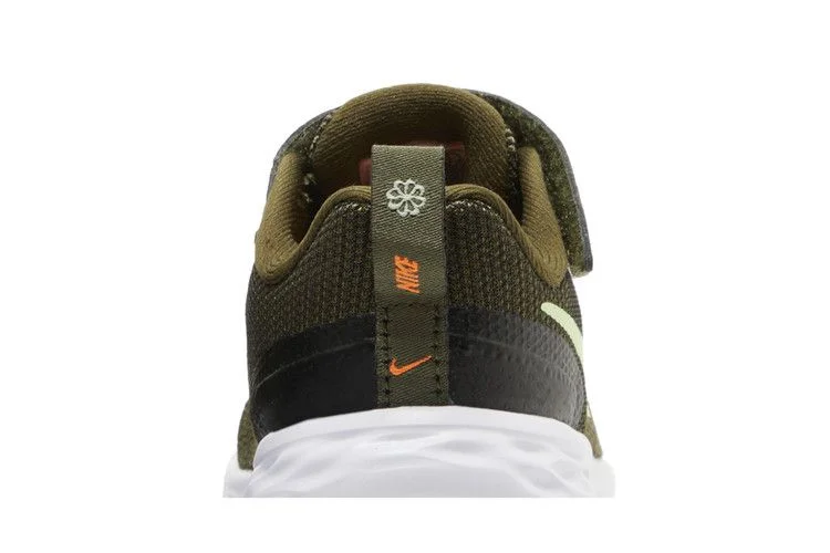 Krossovki-Nike-Revolution-6-TD-Rough-Green-Barely-Volt-6