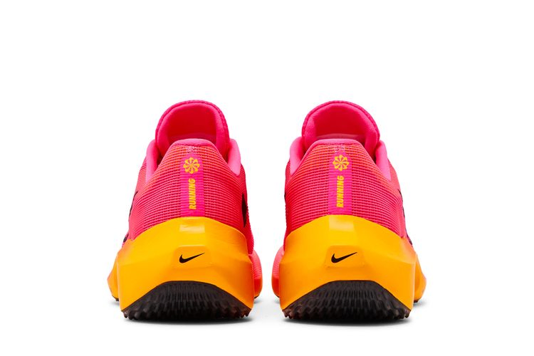 wmns-zoom-fly-5-hyper-pink-dm8974-601_05
