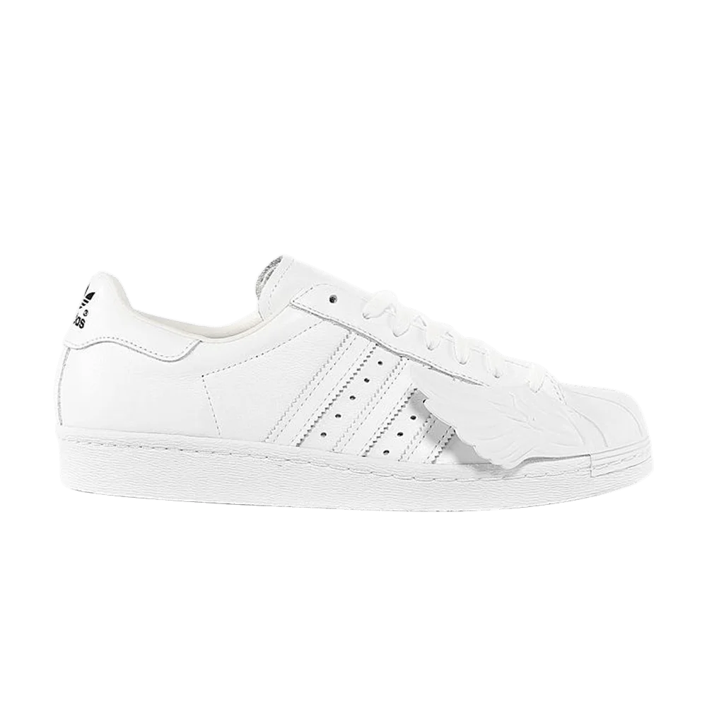 Krossovki-Jeremy-Scott-x-adidas-Superstar-Wings