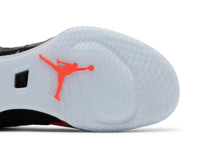 Кроссовки Air Jordan 36 'Black Infrared'