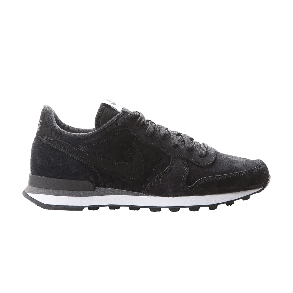 Krossovki-Nike-Internationalist-Leather