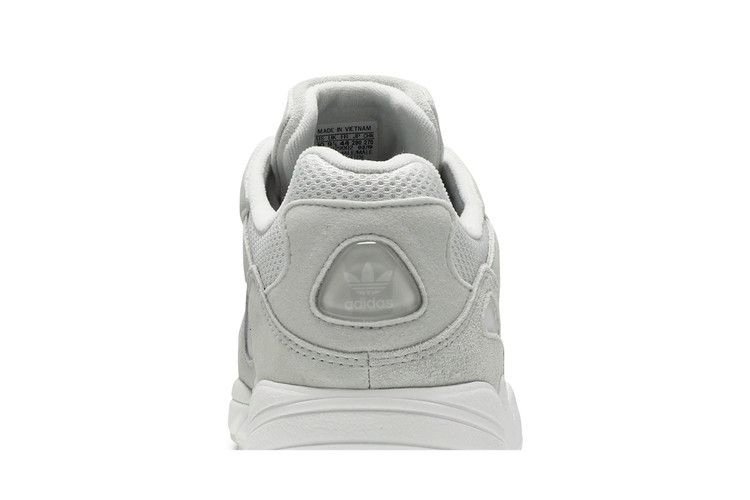 yung-96-chasm-crystal-white-ee7238_06