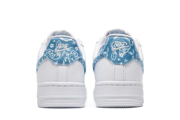 Кроссовки Nike Women's Air Force 1 '07 Essentials 'Blue Paisley'