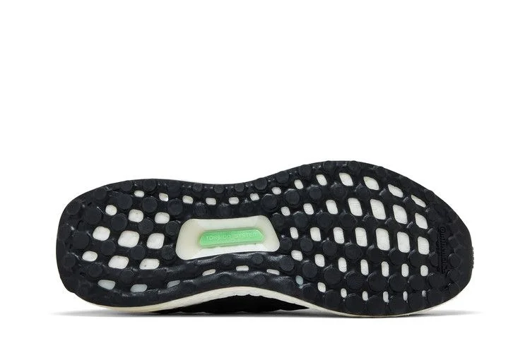 Кроссовки adidas UltraBoost 5.0 DNA J 'Black White'
