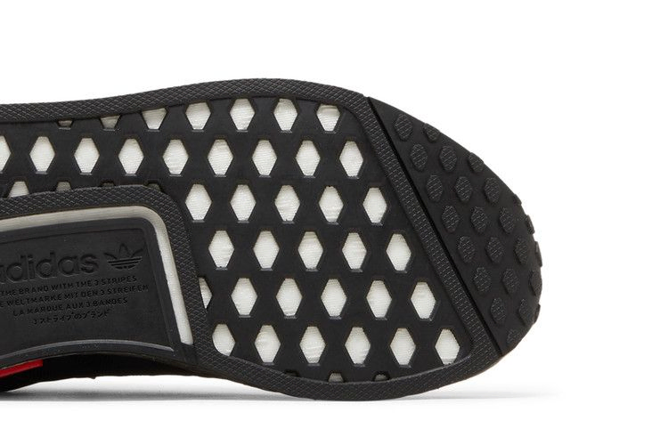 nmd_r1-refined-big-kid-black-grey-gy4278_04