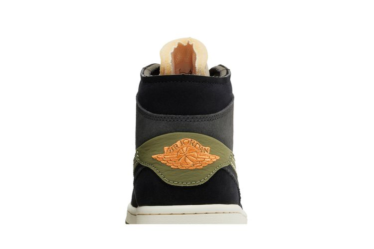 air-jordan-1-mid-se-craft-halloween-fd6817-003_06