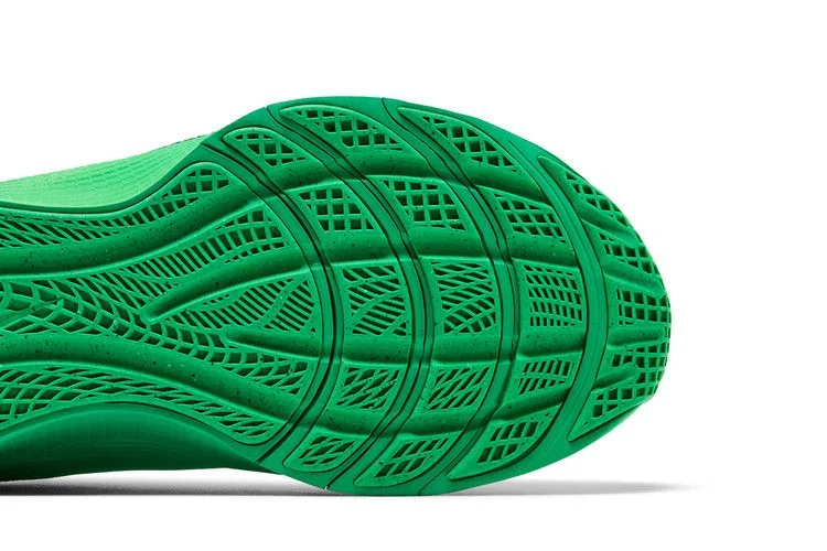 Кроссовки Nike LeBron TR 1 'Green Strike'