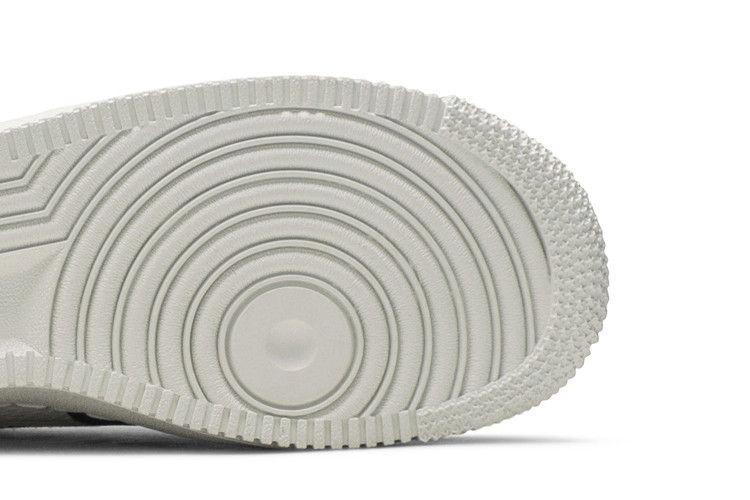 Кроссовки Nike Air Force 1 Low LV8 GS 'Snakeskin'