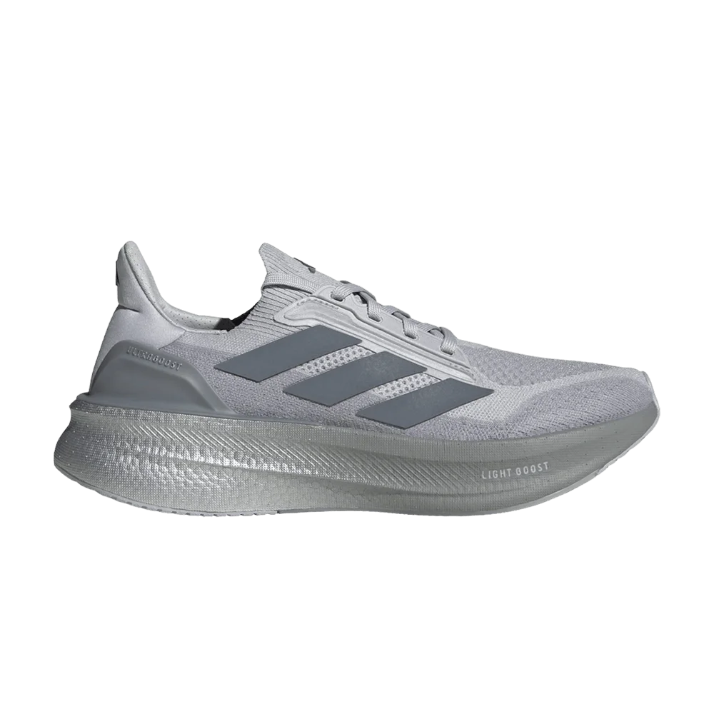 Krossovki-adidas-Ultraboost-5x-Light-Solid-Grey-Halo-Silver
