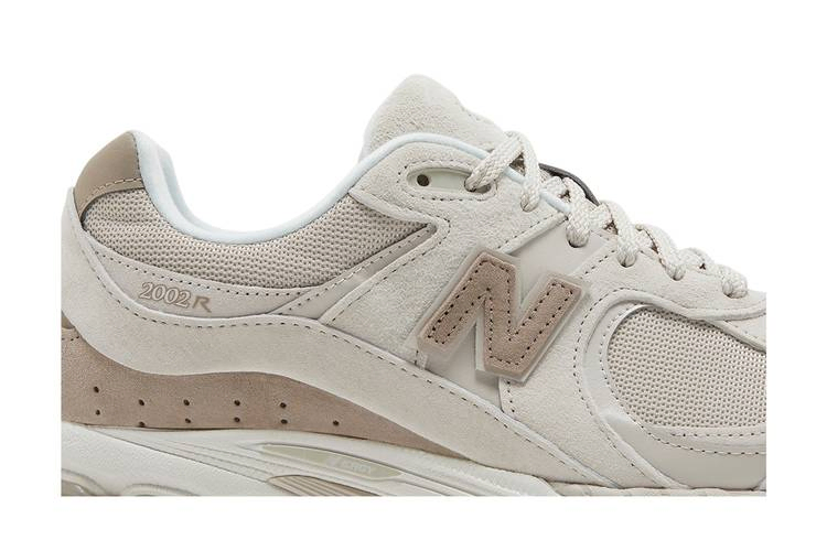 Кроссовки New Balance 2002R 'Light Dark Tan'