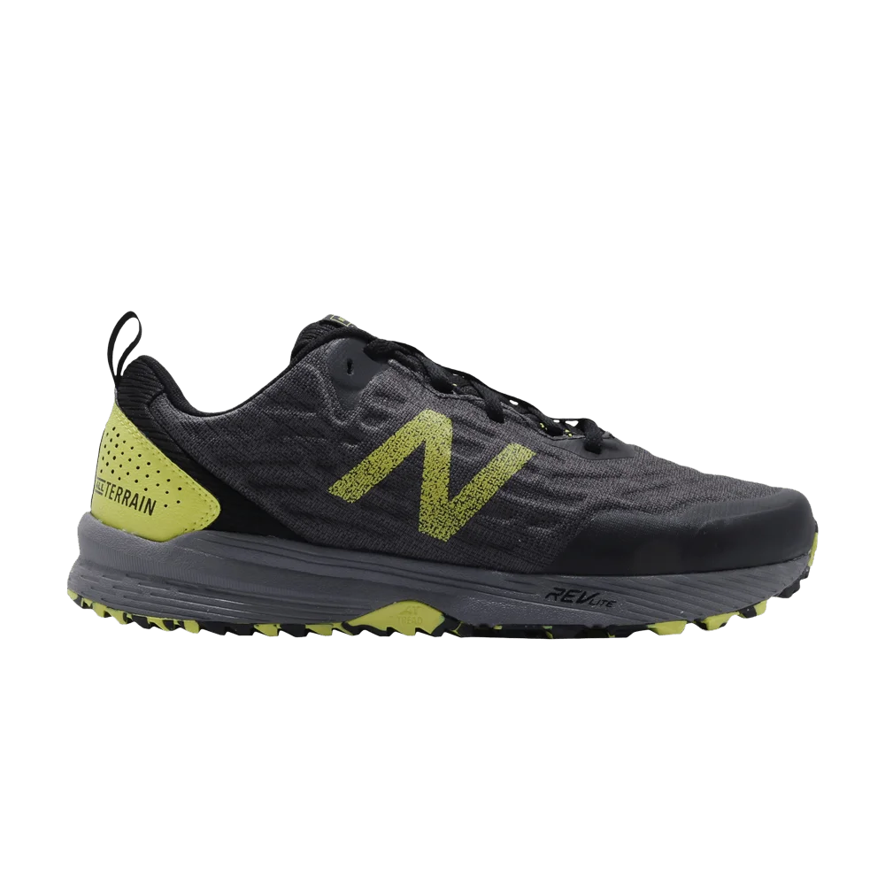 Krossovki-New-Balance-FuelCore-Nitrel-V3-Trail-Black-Yellow-Grey