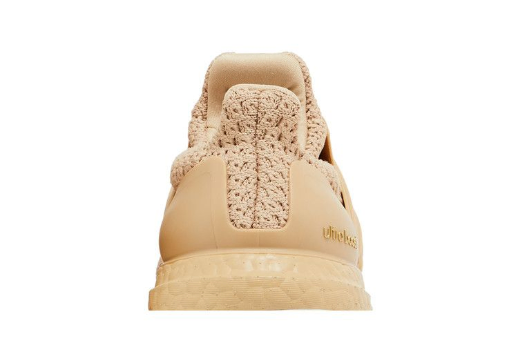 Кроссовки Adidas Wmns UltraBoost 5.0 DNA 'Magic Beige'