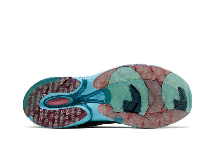 unheardof-x-adistar-cushion-3-pork-chop-piggy-runners-js2973_03-1