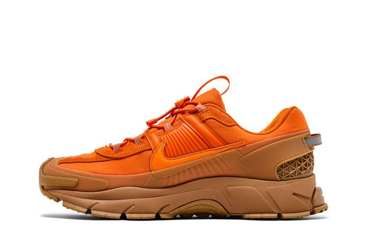 Кроссовки Nike Zoom Vomero Roam 'Safety Orange'