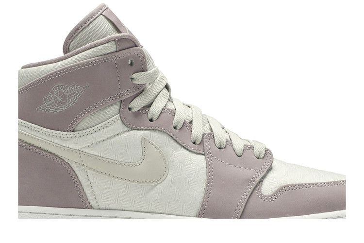 air-jordan-1-retro-high-gg-heiress-832596-025_01
